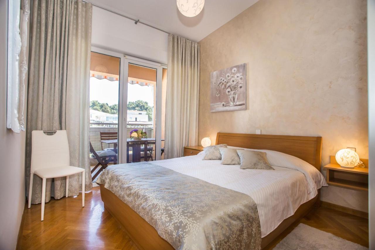 Apartman Dora Porec Bagian luar foto
