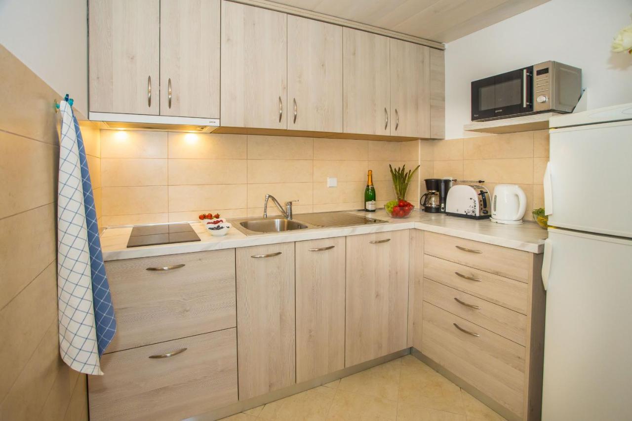 Apartman Dora Porec Bagian luar foto